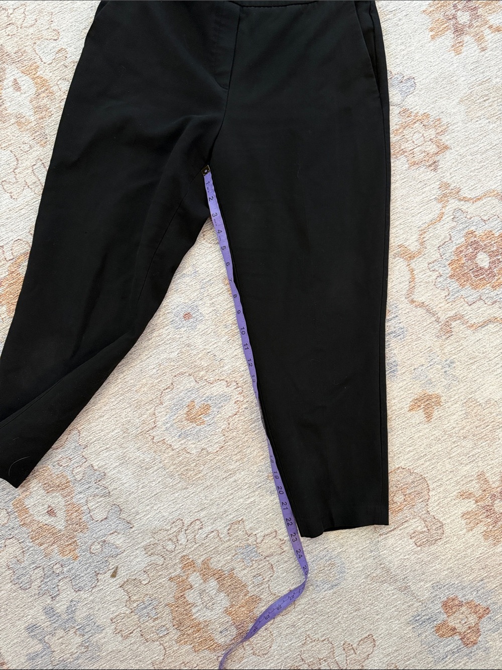 Babaton Black High Rise Pull On Tapered Ankle Pants Size 10 - Picture 5 of 8